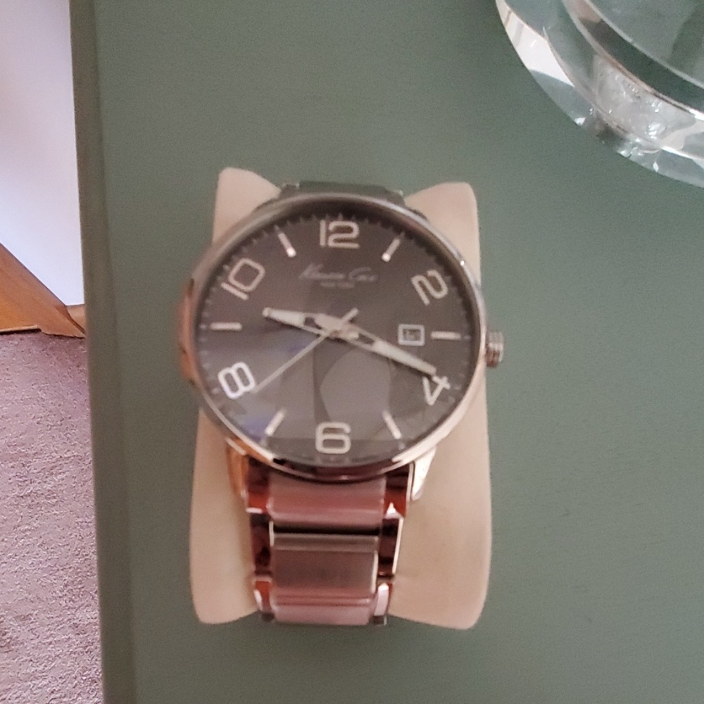 Men's watch